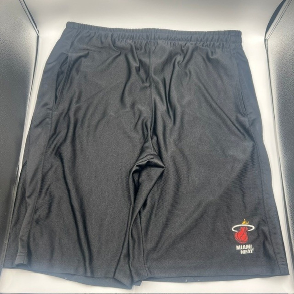 NBA Miami Heat Men's ‎ Black Basketball Athletic Shorts Size Medium